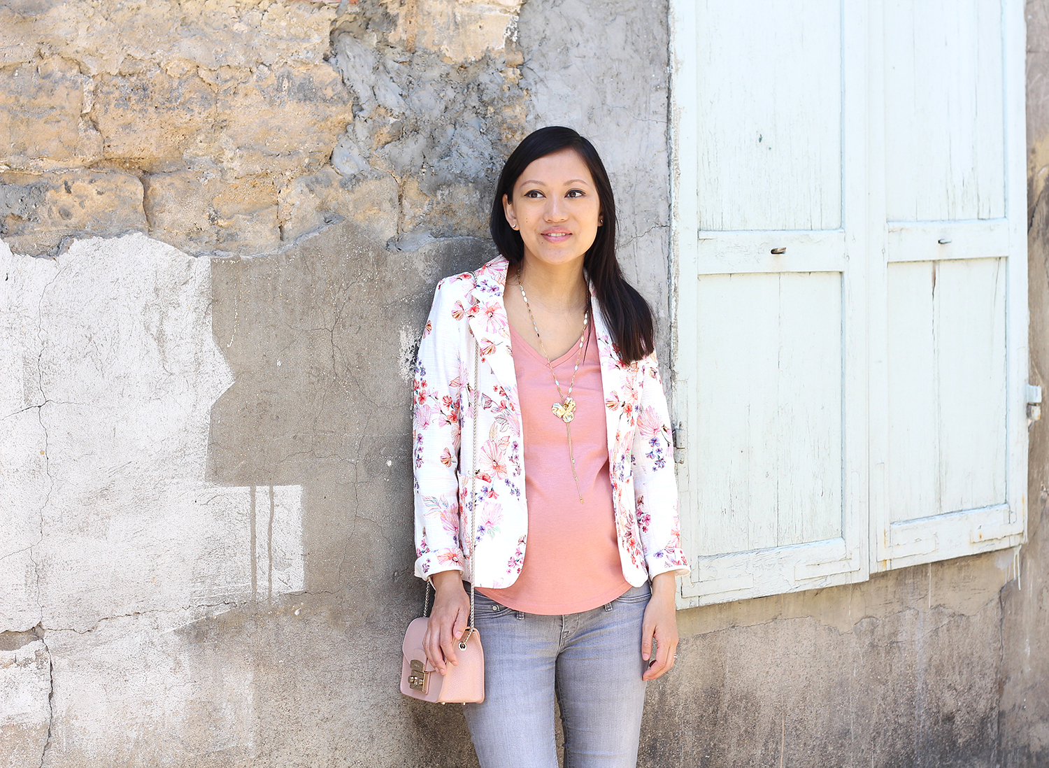 Petite and So What - tenue fleurie - blazer Zara kids