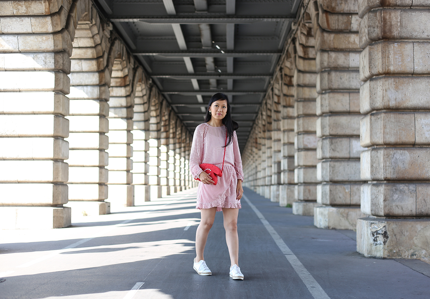 petite-and-so-what-look-mode-femme-petite-taille-ensemble-raye-rouge-blanc-massimo-dutti-kids-2