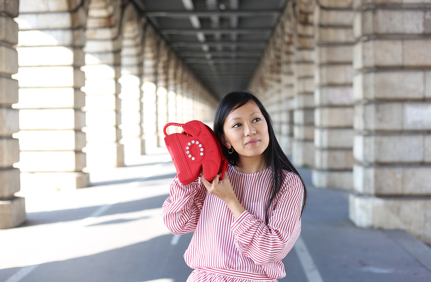 petite-and-so-what-look-mode-femme-petite-taille-sac-telephone-zara-kids